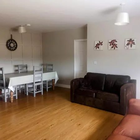 Casa vacanze 2 Bedroom House Near *
